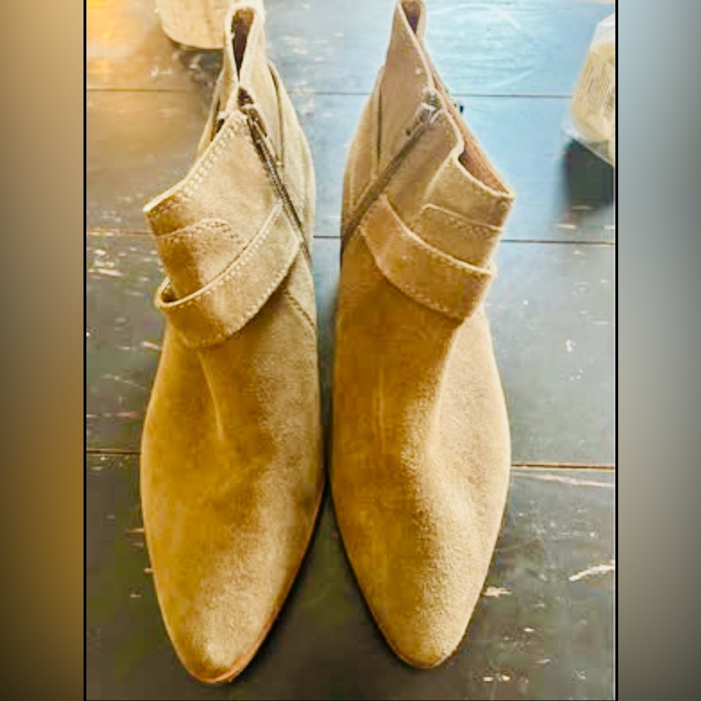 Lucky band half boot/bootlette brown/tan suede. Size 10.